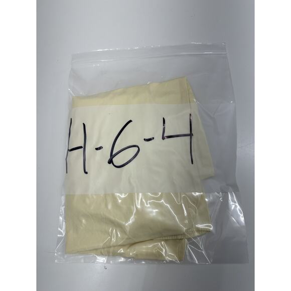 Van Heusen Mens Shirt Size 17 Yellow Poplin Half Sleeve Button Up - Picture 10 of 10